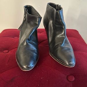 Boots (used) medium heels